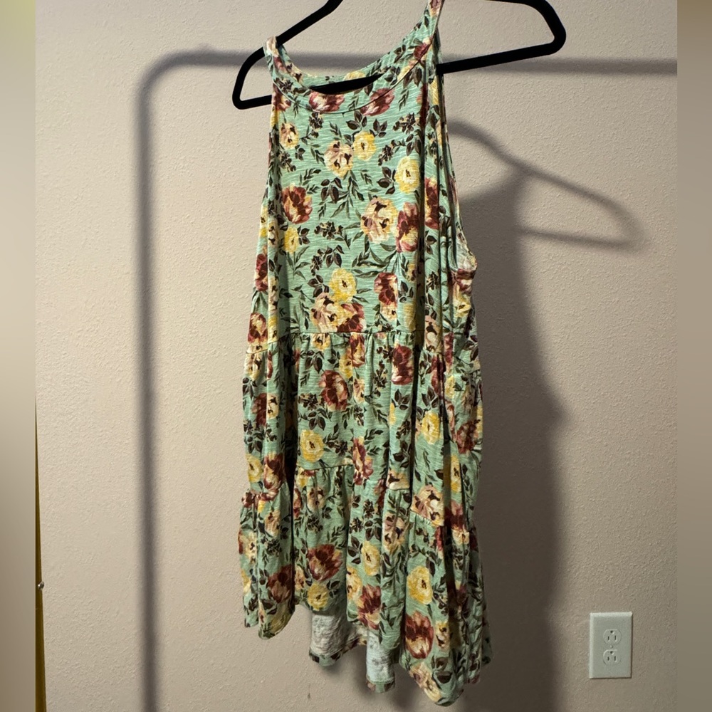 Size 4X: Torrid Racerback Super Soft Knit Floral Tank